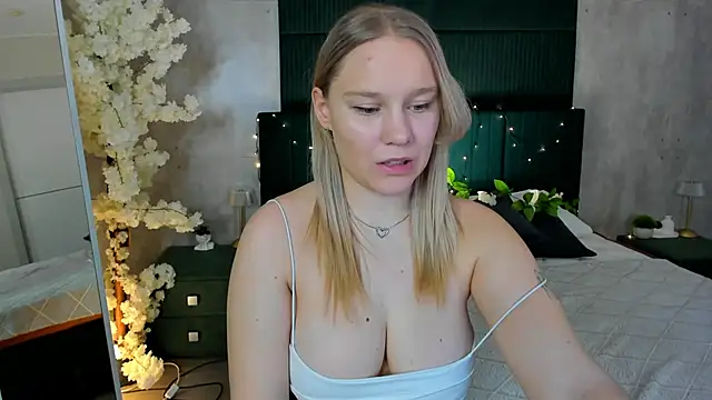 Vanessa_Harr1s webcam