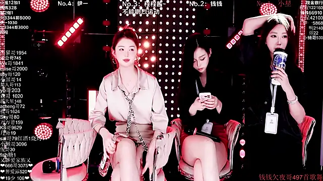 美女ZZ00033S在线直播