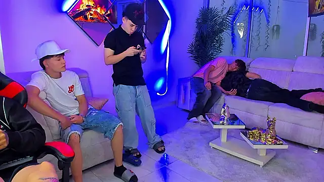 Houseofwarrios webcam