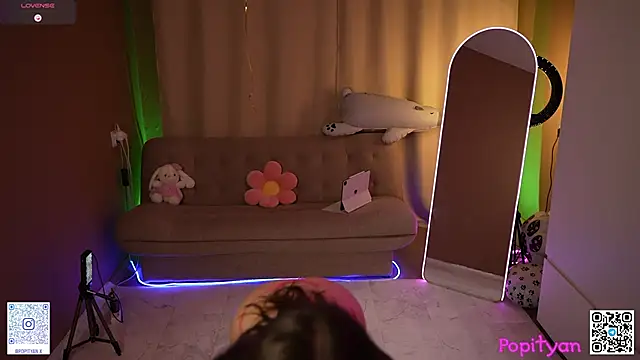 popityan1 webcam
