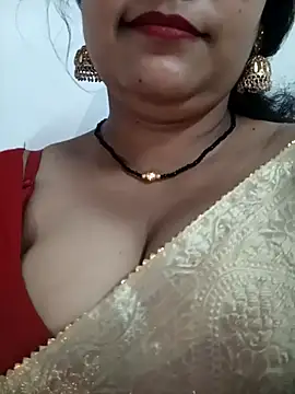 nyra-23 (F milf) - My complit  goal Valentine week 🥰💝💦😋