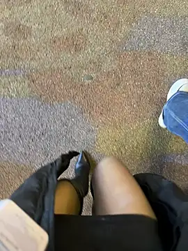 美女petoys在线直播