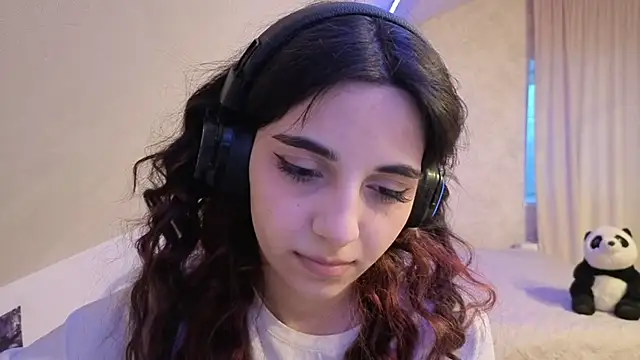 Blissmissataeses webcam