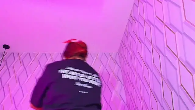 nicolletaylor - NicolleTaylor's free webcam - UK Sex Cams