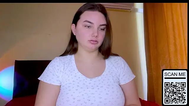 Dreamyblushfairy webcam