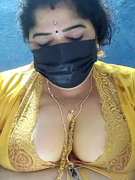 tamilthanushri webcam