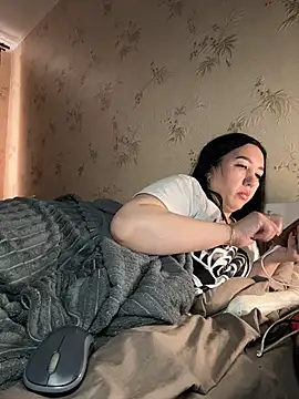 Naughtbaby_2025 webcam