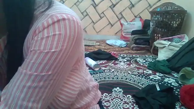 meenu_bhabhi547 webcam