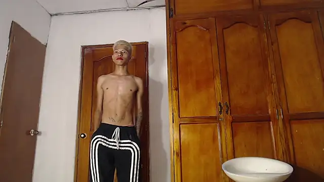 Tessachains_2_ webcam