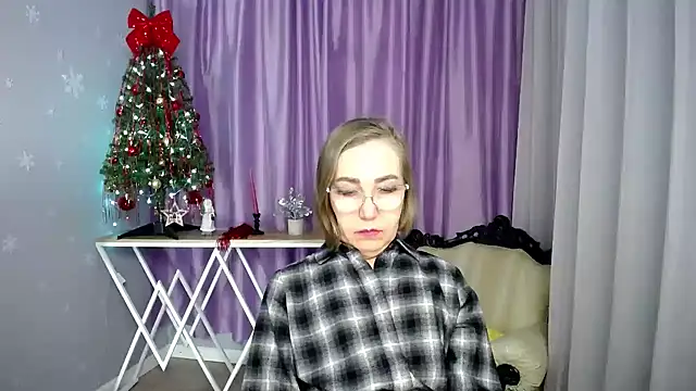 queen_a_n_i - Queen_a_n_i's free webcam - UK Sex Cams