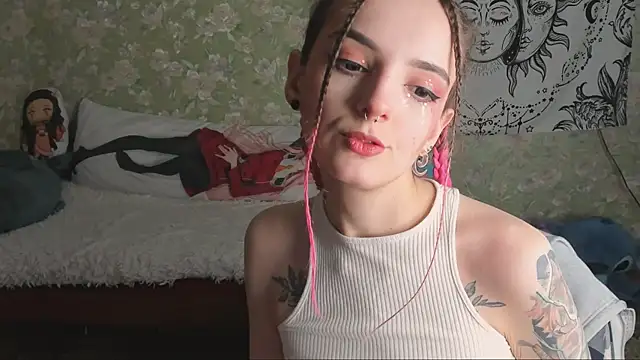 Cutie_Adelia webcam