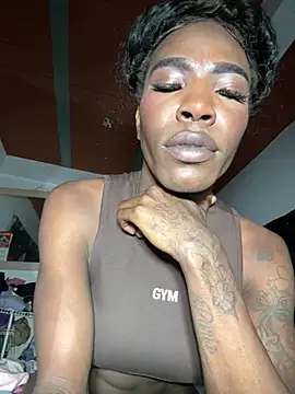 Richchocolatesweet_'s room