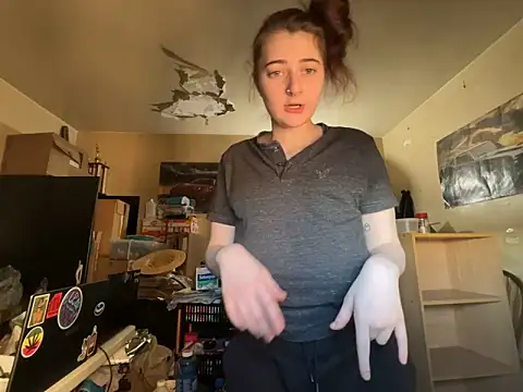 snowbunnycake_131 - Snowbunnycake_131's free webcam - UK Sex Cams