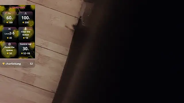 美女Tw_Zoella在线直播