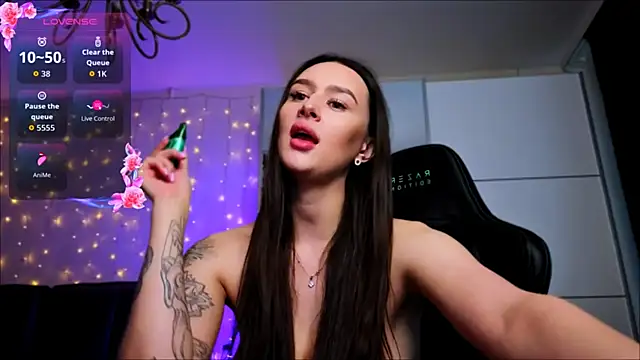 Veronica_Larsson webcam