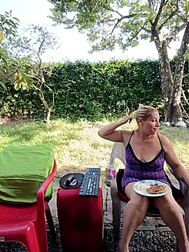 hotandfierylatinos2023 live sex cam