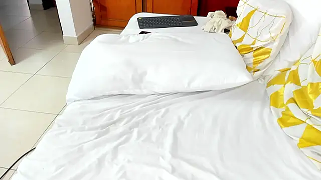 cristalwalker__ webcam