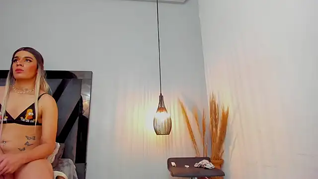 Amelia_Brixton webcam