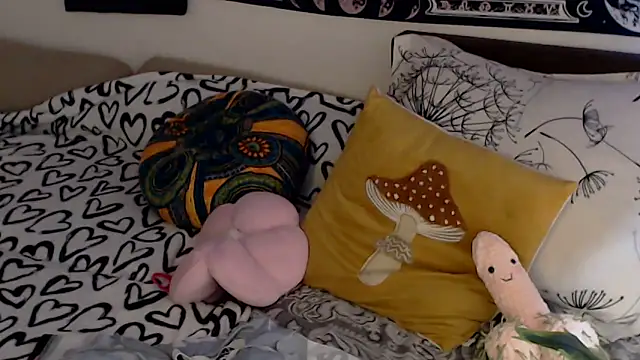 AlienforTwenty webcam