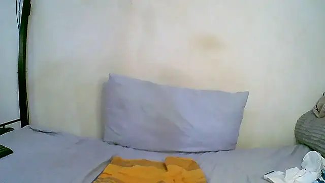 Slenderbeautyx webcam