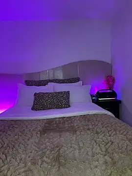 Webcam Model (Vicky_Saidi)  is live.Free join now!