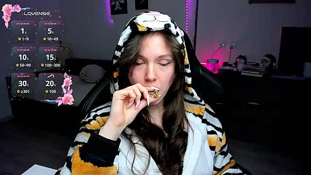 cute_little_ass webcam