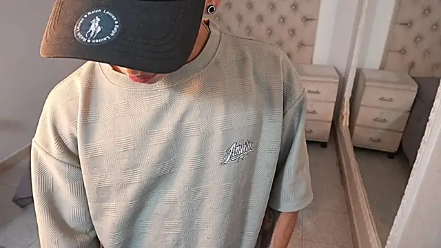 JhoanLeandro live sex cam