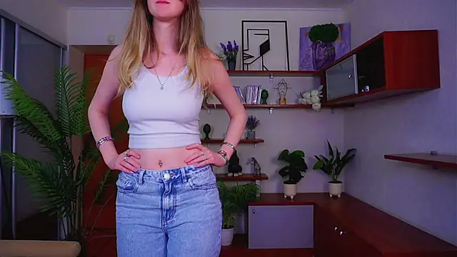 ushaashauer - UshaAshauer's free webcam