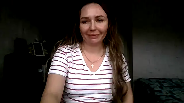 AngelinaLove28 webcam