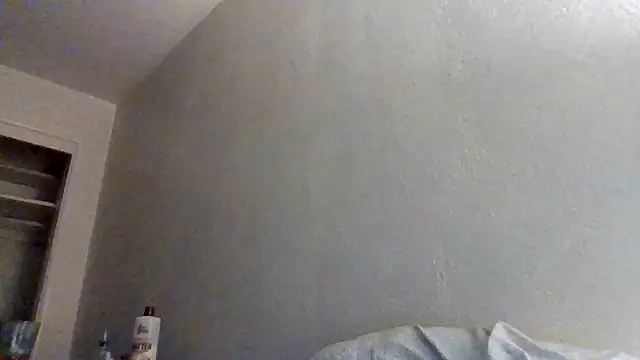 Tallhungandcloudy webcam