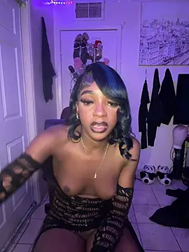 MidnightChanel webcam