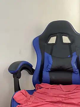 valepradaoficial webcam