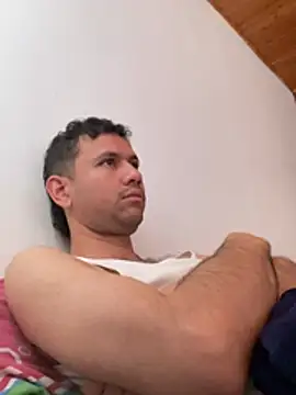 Michaell_Spinelly webcam