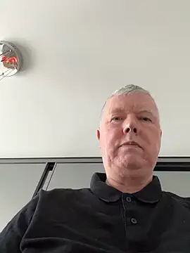 cumboy - Cumboy's free webcam - UK Sex Cams