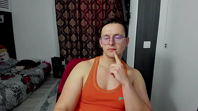 sexxymuscles4u webcam