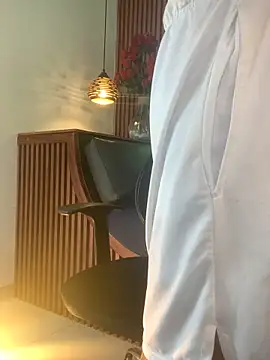 Donovan_Desmond webcam