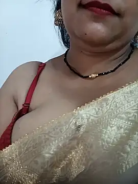 Webcam Model (Nyra-23)  is live.Free join now!