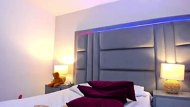 naomiscoth - NaomiScoth's free webcam - UK Sex Cams