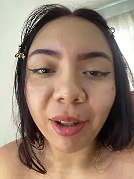 valepradaoficial webcam