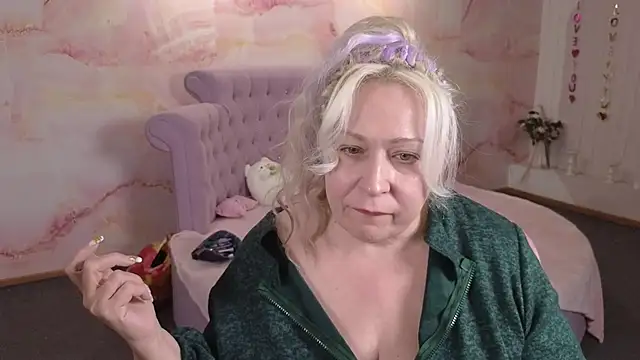 Penelope_Pinky webcam