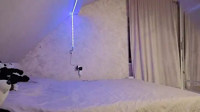 Blissmissataeses webcam