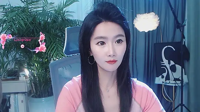 美女feifei-love在线直播