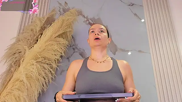 BridgetRodriguez webcam