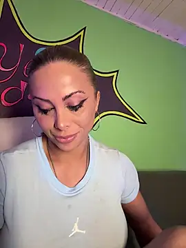 TamaraSavage's Stripchat show and profile