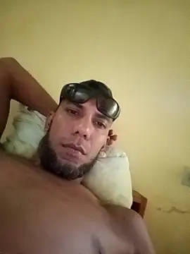 UnreadyChutzpa webcam