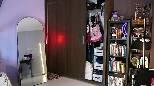 AriaMoonLight webcam