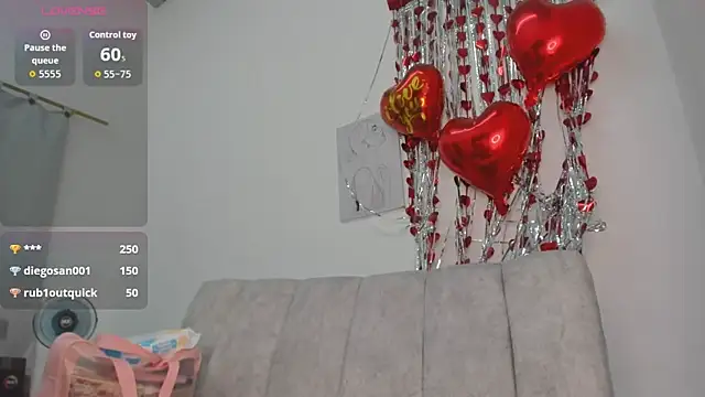 velvetluna_ webcam