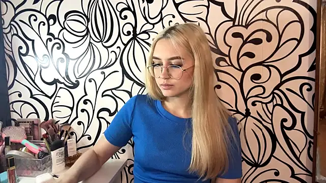 Kat_Catherine webcam