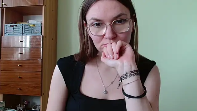LooveELLYx live sex cam