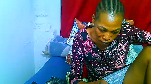 freaky_naughty (F milf) - PUSSYFIST IN DOGGIE